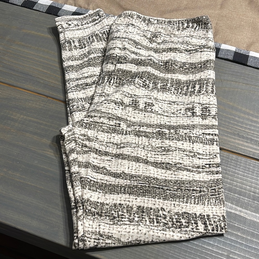 LuLaRoe TC leggings!